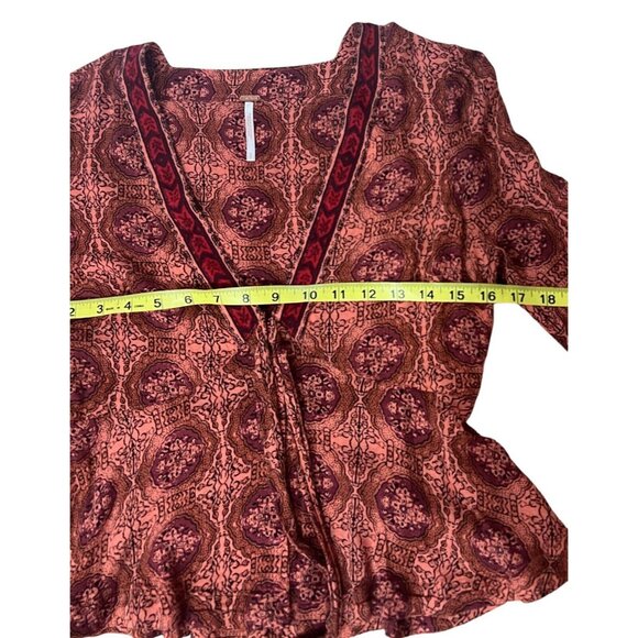 Free People Top Coral Uptown Bell Sleeve Tiered Vneck Blouse Small Size - Picture 12 of 15